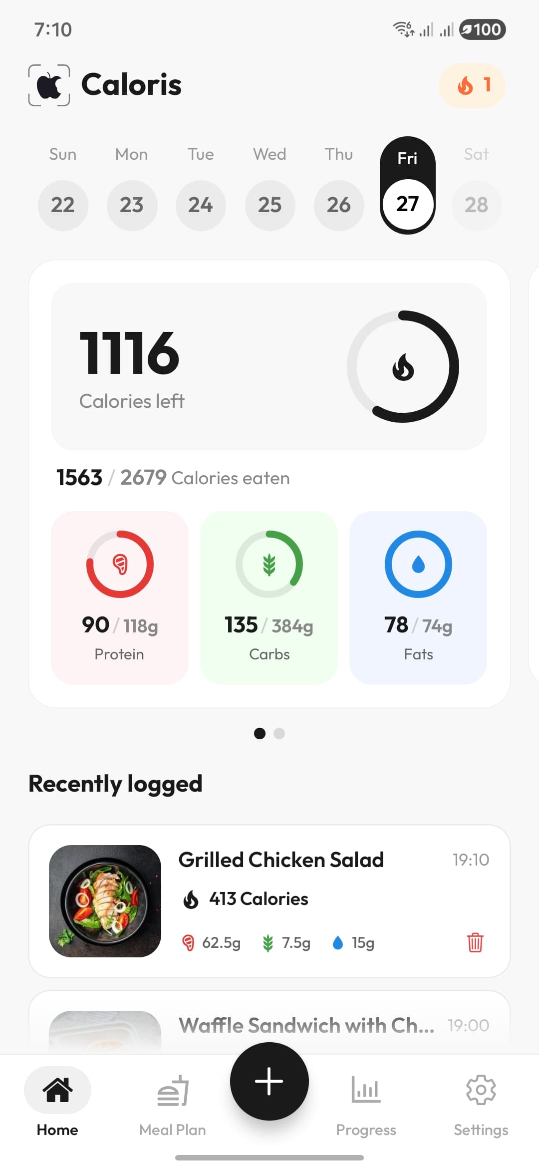 Caloris app home screen showing today's calorie total with protein, carb and fat rings